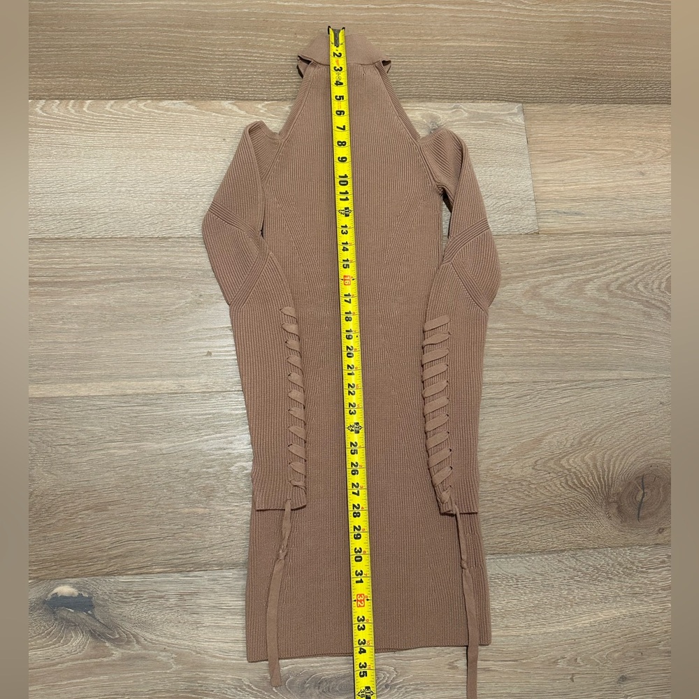 Dundas x Revolve cold shoulder knit mini dress - Picture 3 of 10